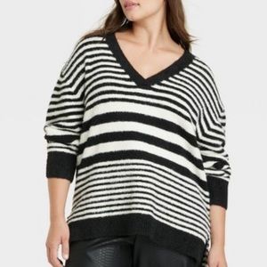 NWTS! Ava and Viv fuzzy black and white sweater.